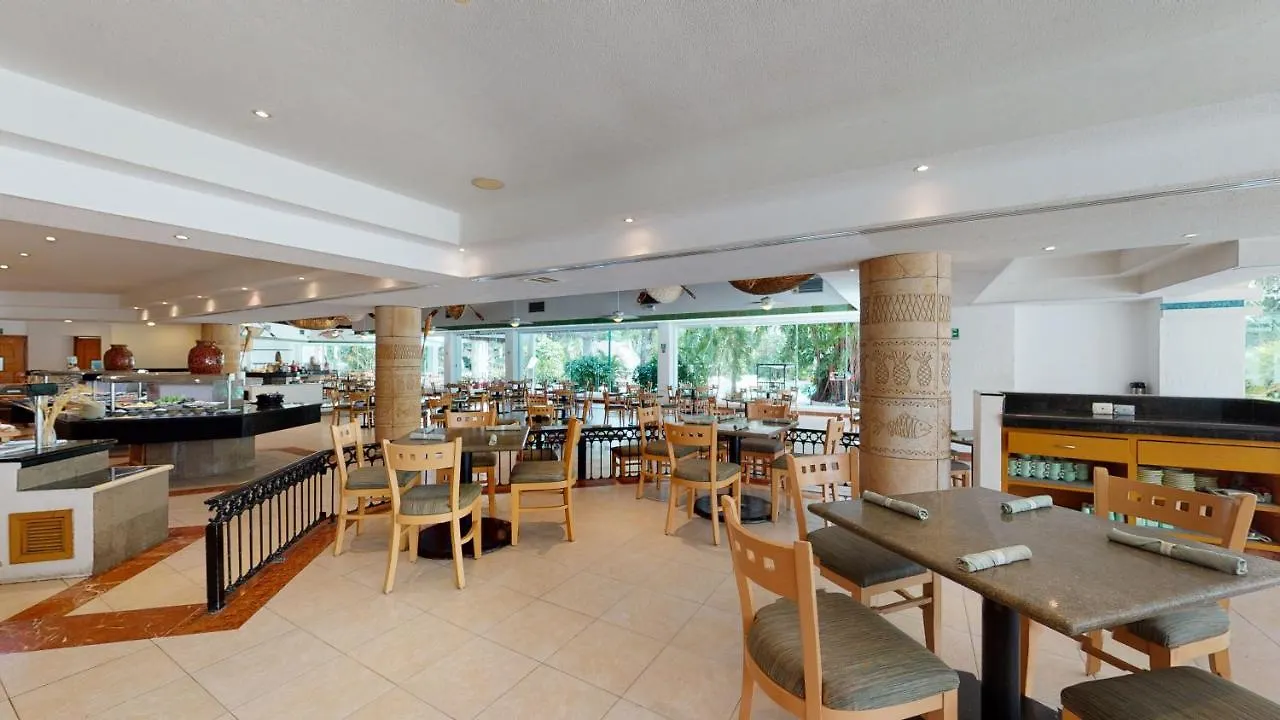 מלון Grand Park Royal קוזומל