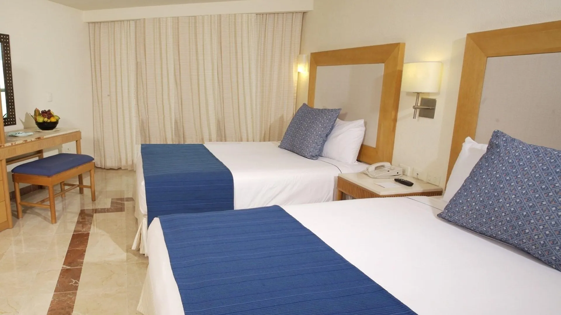 Resort Grand Park Royal Cozumel Hotel