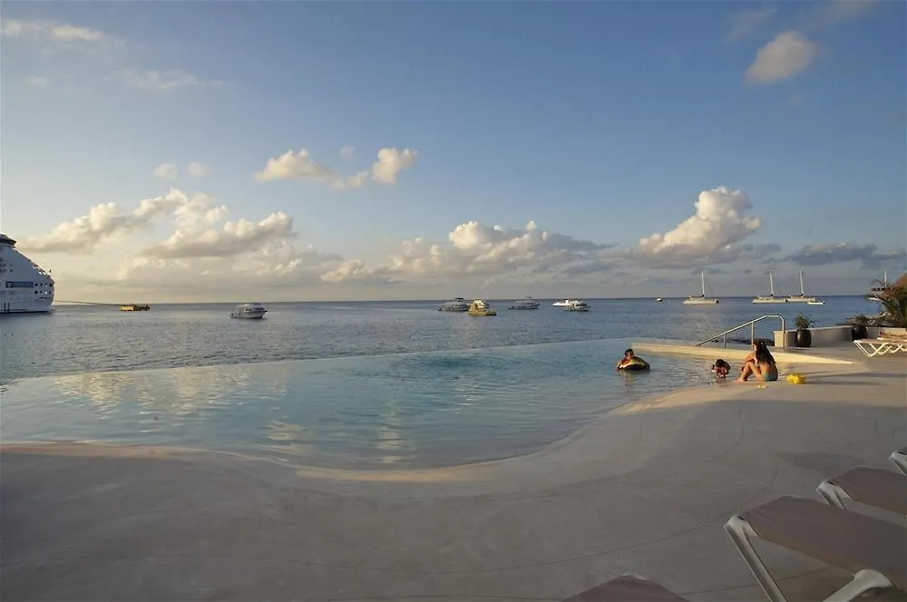 Resort Grand Park Royal Cozumel Hotel