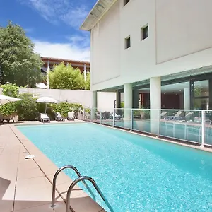https://apparthotel-odalys-les-floridianes.fr-provencehotel.com