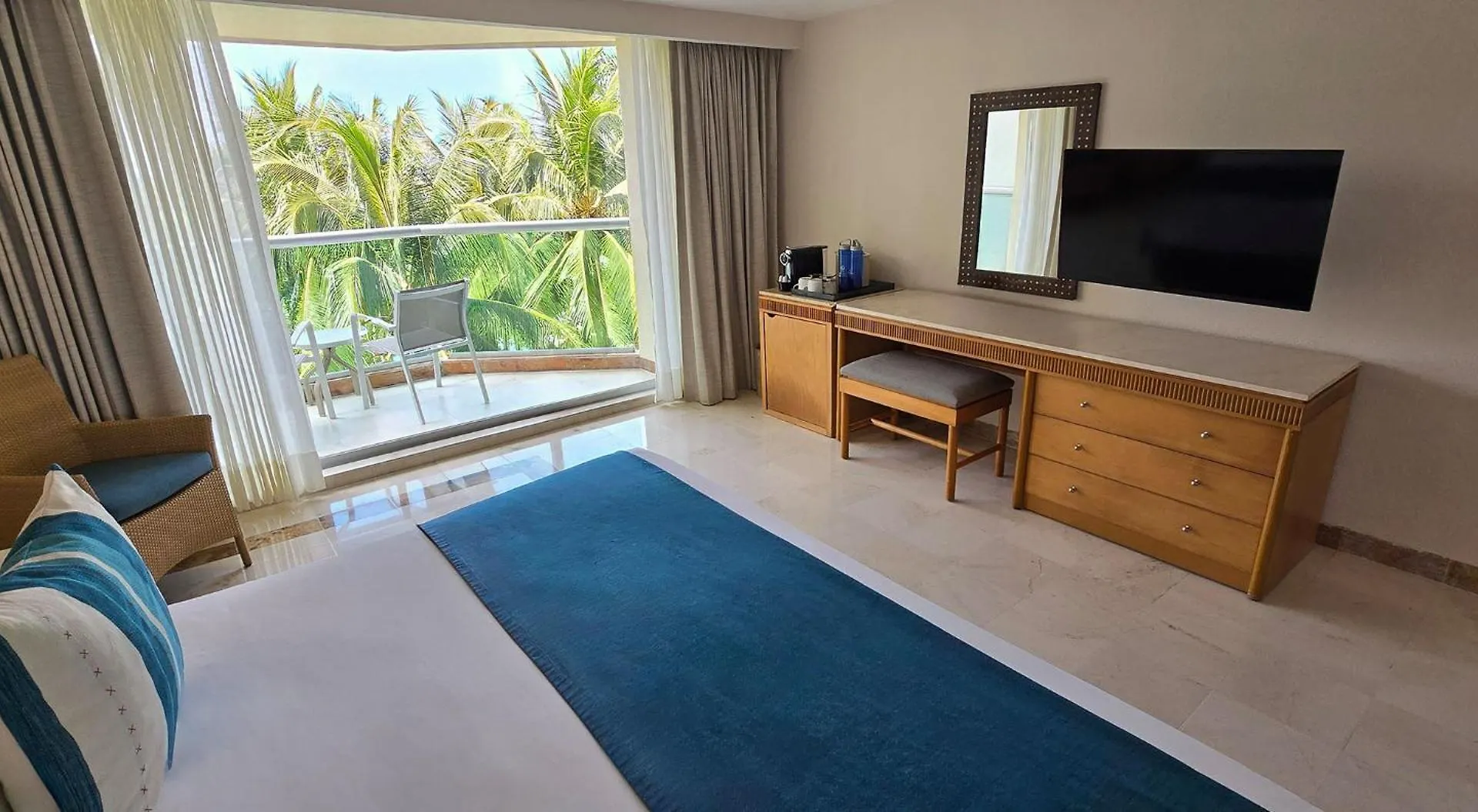 Hotel Grand Park Royal Cozumel 5*,