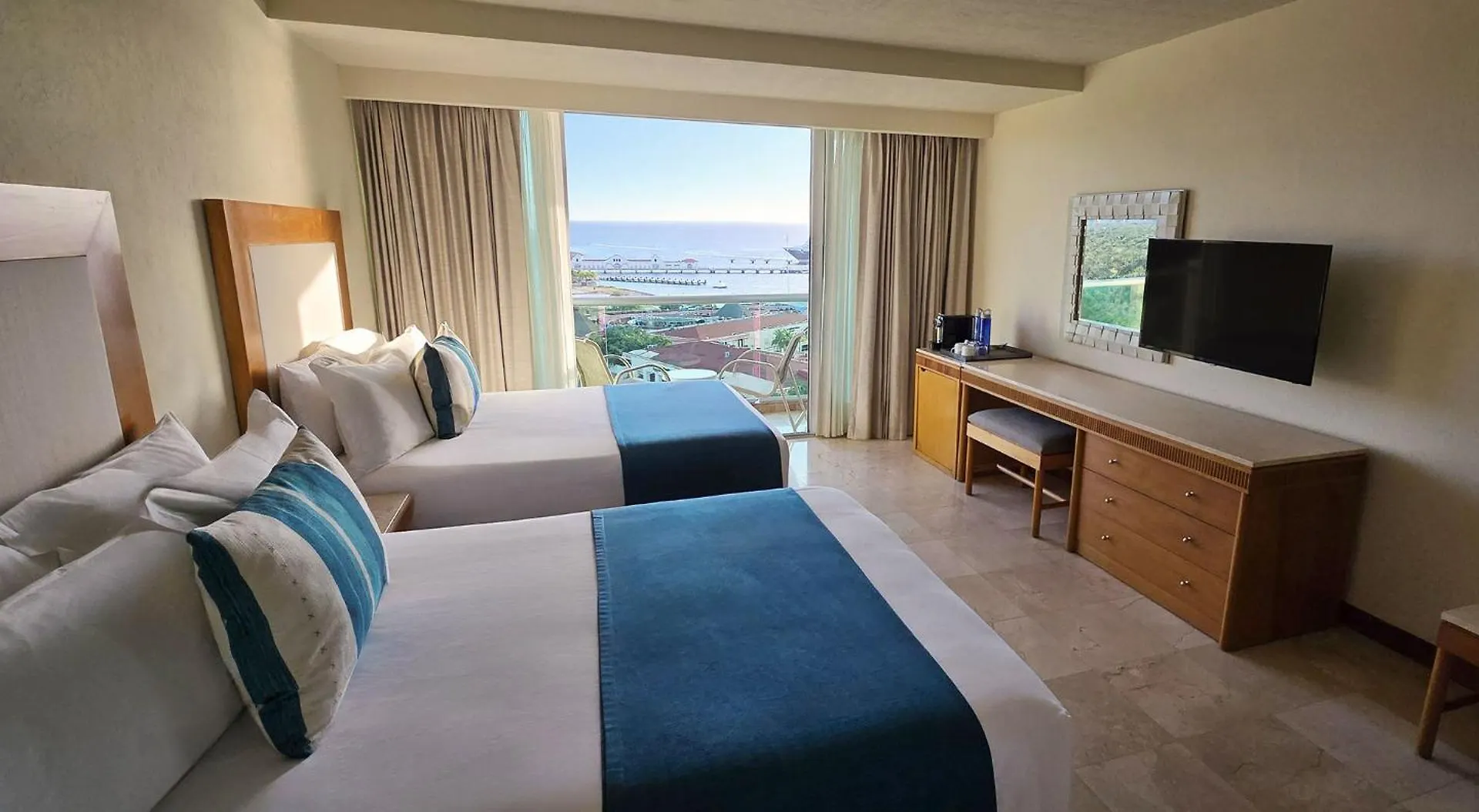 Hotel Grand Park Royal Cozumel 5*,